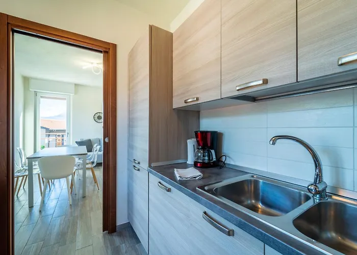 Giulia Garden And View レッツェノ